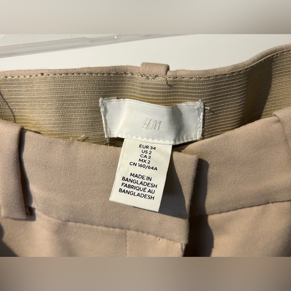 H&M beige slacks - Picture 5 of 7